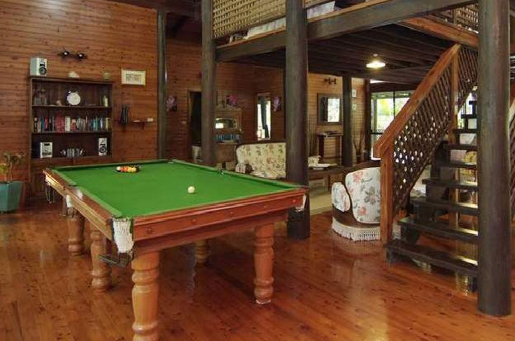 Pool Table ReConditions & Repairs The Billiards Specialists